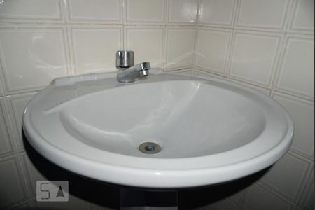 Apartamento para alugar com 50m², 2 quartos e 1 vaga Apartamento para alugar com 50m², 2 quartos e 1 vagaBanheiro