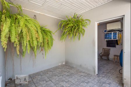 Casa à venda com 290m², 3 quartos e 2 vagas Casa à venda com 290m², 3 quartos e 2 vagasÁrea externa