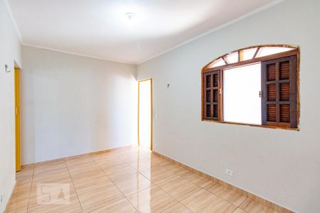 Quarto 1 de casa para alugar com 2 quartos, 45m² em Cidade Antônio Estevão de Carvalho, São Paulo