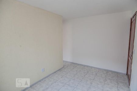 Sala de apartamento para alugar com 2 quartos, 45m² em Pechincha, Rio de Janeiro