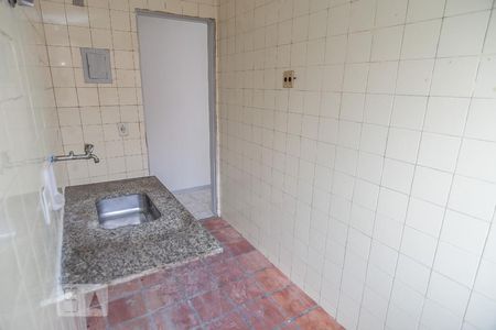 Apartamento para alugar com 45m², 2 quartos e sem vagaCozinha e Área de Serviço