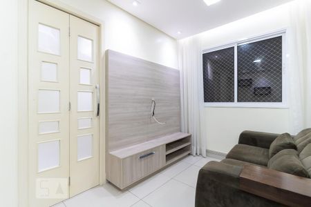 Apartamento para alugar com 33m², 1 quarto e sem vaga Apartamento para alugar com 33m², 1 quarto e sem vagaSala