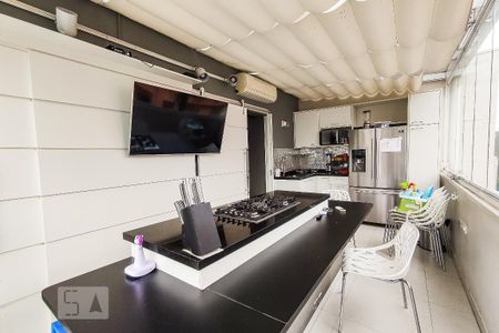 Apartamento à venda com 100m², 2 quartos e 1 vaga Apartamento à venda com 100m², 2 quartos e 1 vagaCozinha