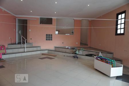 Casa à venda com 379m², 5 quartos e 3 vagasSalão de Festas