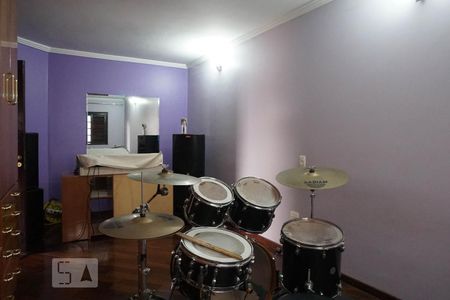 Casa à venda com 379m², 5 quartos e 3 vagasQuarto 5