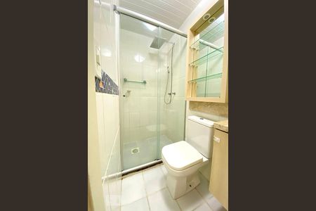 Apartamento à venda com 54m², 2 quartos e 1 vaga Apartamento à venda com 54m², 2 quartos e 1 vagaBanheiro