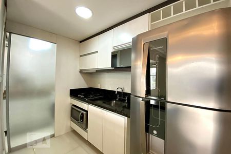 Apartamento à venda com 54m², 2 quartos e 1 vaga Apartamento à venda com 54m², 2 quartos e 1 vagaCozinha