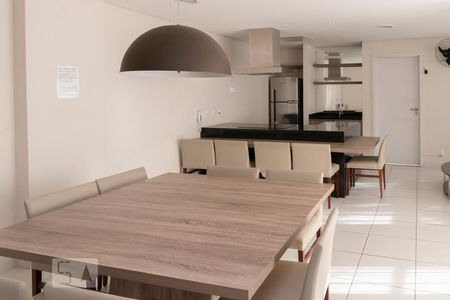 Apartamento à venda com 64m², 2 quartos e 1 vaga Apartamento à venda com 64m², 2 quartos e 1 vagaÁrea Gourmet