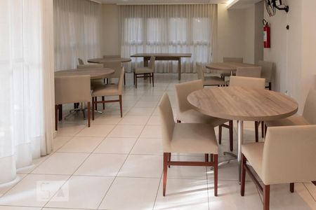 Apartamento à venda com 64m², 2 quartos e 1 vaga Apartamento à venda com 64m², 2 quartos e 1 vagaÁrea comum - Salão de festas