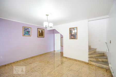 Sala de casa para alugar com 3 quartos, 200m² em Vila Carrão, São Paulo