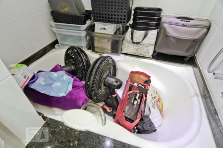 Apartamento à venda com 90m², 3 quartos e 1 vaga Apartamento à venda com 90m², 3 quartos e 1 vagaBanheiro da Suíte