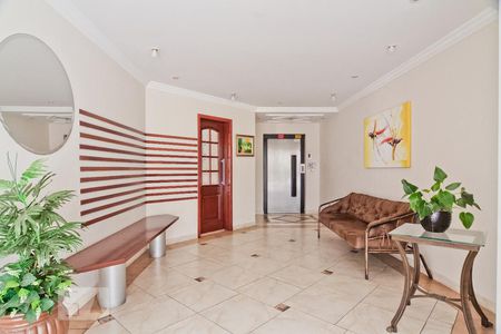 Apartamento à venda com 90m², 3 quartos e 1 vaga Apartamento à venda com 90m², 3 quartos e 1 vagaHall