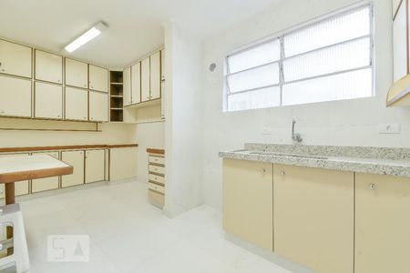 Apartamento à venda com 180m², 3 quartos e 1 vagaCozinha
