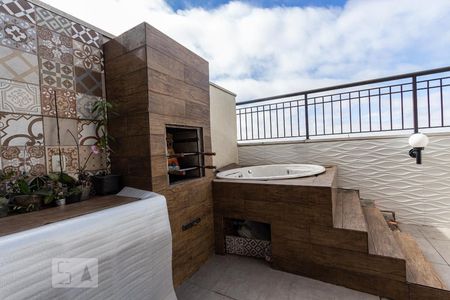 Apartamento à venda com 116m², 2 quartos e 2 vagas Apartamento à venda com 116m², 2 quartos e 2 vagasCobertura