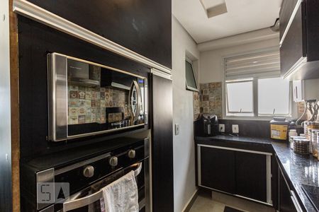 Apartamento à venda com 116m², 2 quartos e 2 vagas Apartamento à venda com 116m², 2 quartos e 2 vagasCozinha