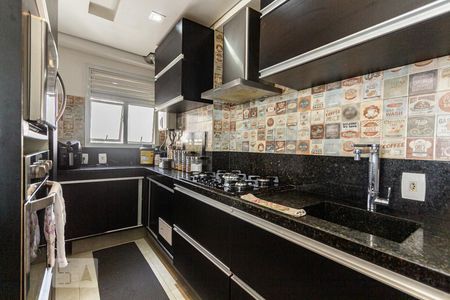 Apartamento à venda com 116m², 2 quartos e 2 vagas Apartamento à venda com 116m², 2 quartos e 2 vagasCozinha