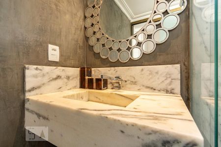 Apartamento à venda com 116m², 2 quartos e 2 vagas Apartamento à venda com 116m², 2 quartos e 2 vagasBanheiro da Suíte