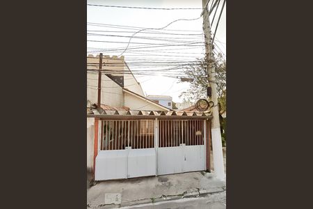 Casa à venda com 136m², 3 quartos e 2 vagasFachada