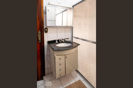 Casa à venda com 136m², 3 quartos e 2 vagasBanheiro Quarto 3 - Suíte