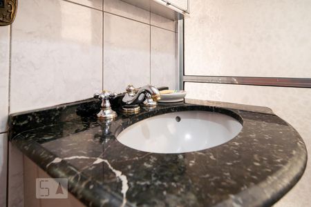 Casa à venda com 136m², 3 quartos e 2 vagasBanheiro Quarto 3 - Suíte