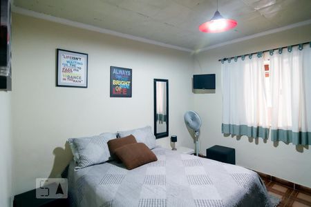 Casa à venda com 136m², 3 quartos e 2 vagasQuarto 1