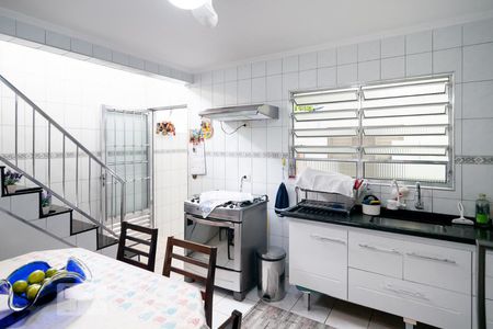 Casa à venda com 136m², 3 quartos e 2 vagasCozinha