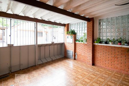 Casa à venda com 136m², 3 quartos e 2 vagasGaragem