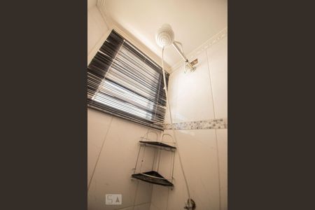 banheiro de apartamento para alugar com 2 quartos, 57m² em Parque Residencial Vila União, Campinas