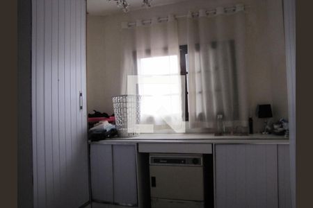 Casa à venda com 413m², 5 quartos e 6 vagasCloset Suíte 1