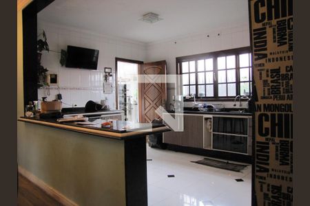 Casa à venda com 413m², 5 quartos e 6 vagasCozinha