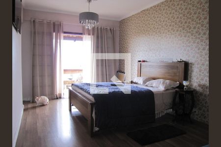 Casa à venda com 413m², 5 quartos e 6 vagasSuíte 1