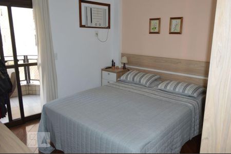 Apartamento à venda com 192m², 4 quartos e 2 vagasSuíte 1