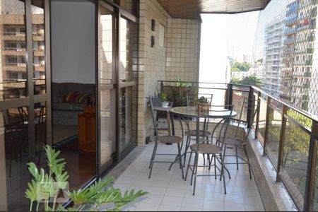 Varanda da Sala de apartamento à venda com 4 quartos, 192m² em Icaraí, Niterói