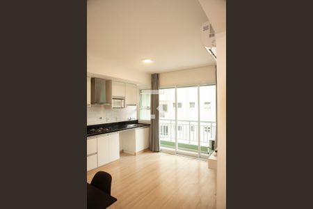 Sala/Cozinha de apartamento para alugar com 1 quarto, 42m² em Vila Clementino, São Paulo