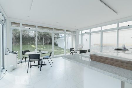 Apartamento para alugar com 42m², 1 quarto e 1 vagaSalão de Festas