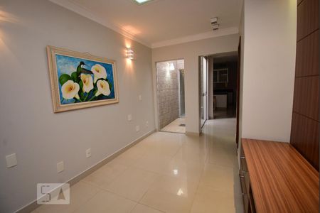 Sala de casa para alugar com 5 quartos, 300m² em Guará Ii, Brasília
