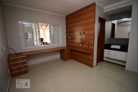 Quarto Suíte 1 de casa para alugar com 5 quartos, 300m² em Guará Ii, Brasília
