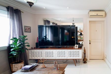 Apartamento para alugar com 124m², 2 quartos e 2 vagas Apartamento para alugar com 124m², 2 quartos e 2 vagasSala