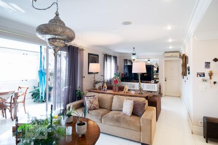 Apartamento para alugar com 2 quartos, 124m² em Brooklin Paulista, São Paulo