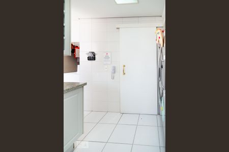 Apartamento para alugar com 124m², 2 quartos e 2 vagas Apartamento para alugar com 124m², 2 quartos e 2 vagasCozinha