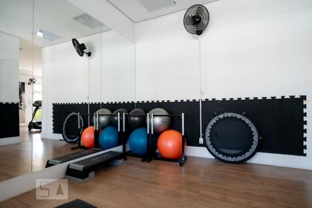 Apartamento para alugar com 124m², 2 quartos e 2 vagas Apartamento para alugar com 124m², 2 quartos e 2 vagasAcademia