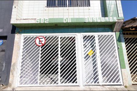 Casa para alugar com 200m², 4 quartos e 5 vagas Casa para alugar com 200m², 4 quartos e 5 vagasFachada