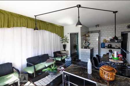 Sala  de casa para alugar com 4 quartos, 200m² em Vila Robertina, São Paulo