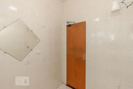 Casa à venda com 160m², 3 quartos e 2 vagasBanheiro