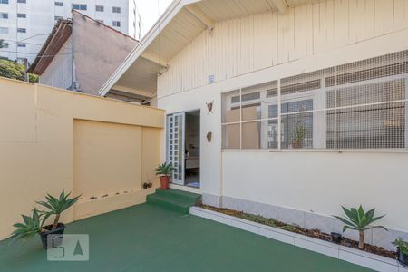 Casa à venda com 160m², 3 quartos e 2 vagasFachada
