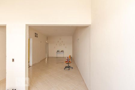 Casa à venda com 160m², 3 quartos e 2 vagasSala
