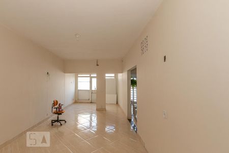 Casa à venda com 160m², 3 quartos e 2 vagasSala