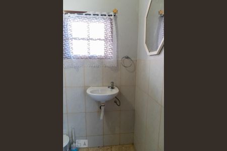 Casa à venda com 297m², 3 quartos e 5 vagasBanheiro da área de lazer
