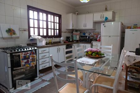 Casa à venda com 297m², 3 quartos e 5 vagasCozinha