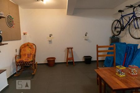 Casa à venda com 297m², 3 quartos e 5 vagasÁrea de lazer na garagem